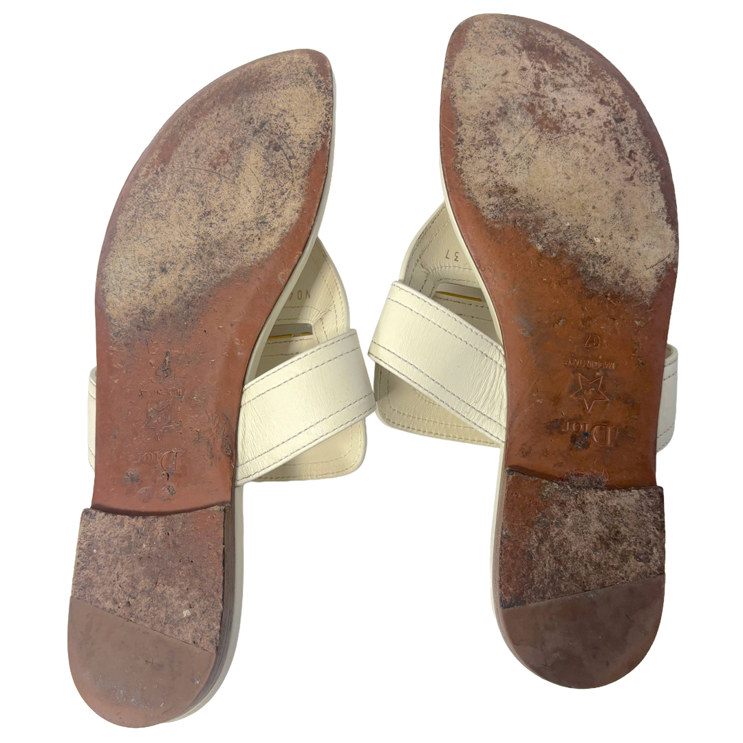 Dior "30 Montaigne" sandals