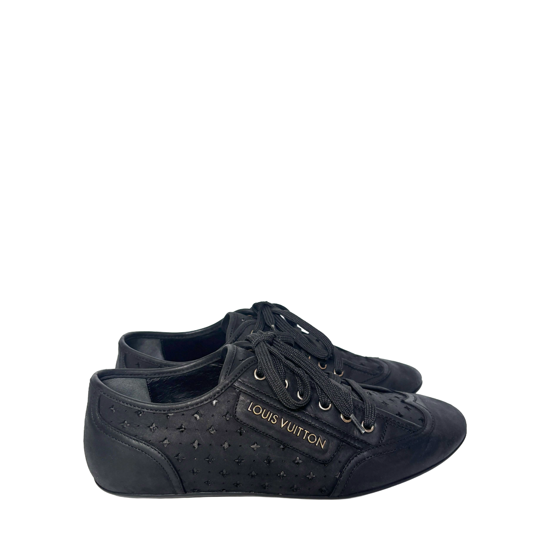 Louis Vuitton low top sneakers