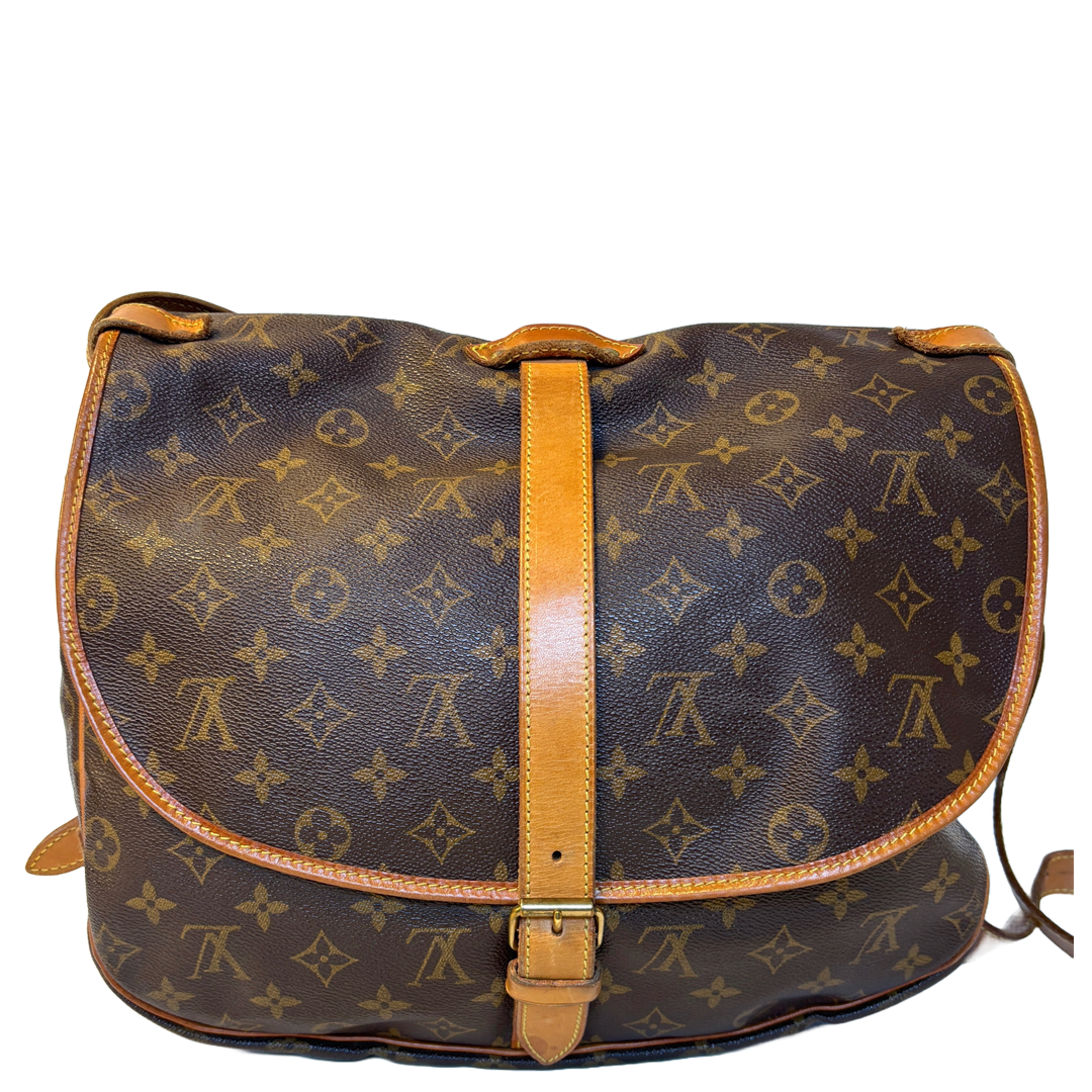 Louis Vuitton "Saumur" bag