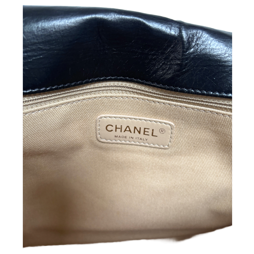 Chanel "Boy Jumbo 30" shoulder bag