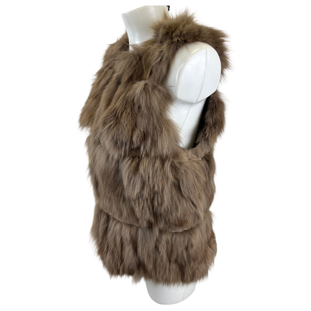 Oupai Moda fox fur gilet