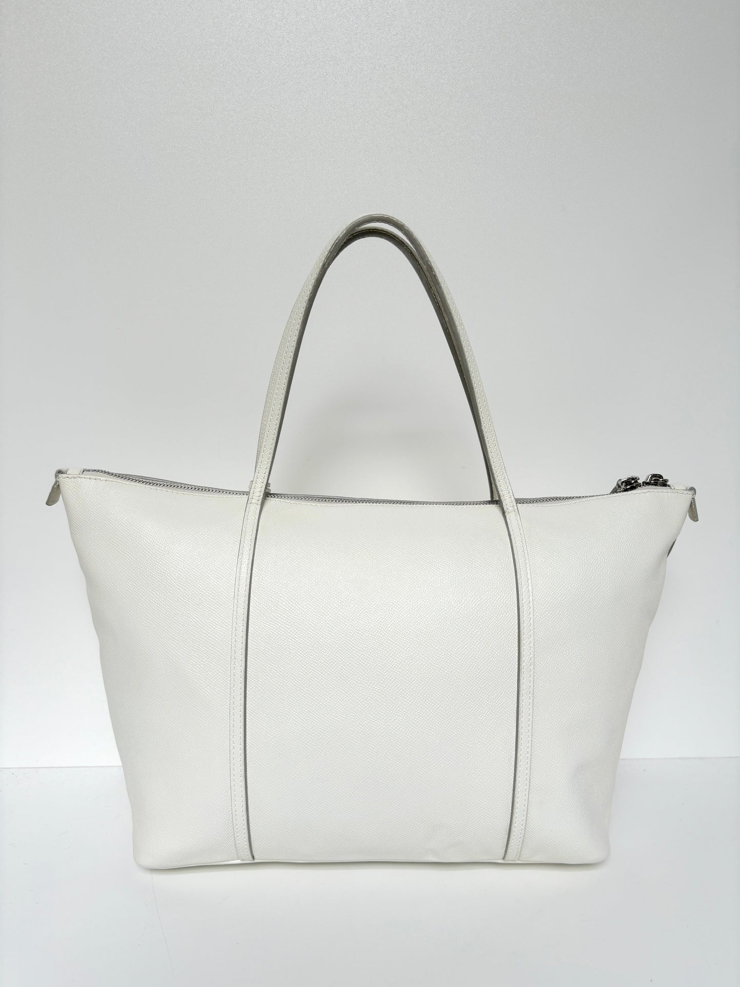 Dolce & Gabbana white shopper bag.