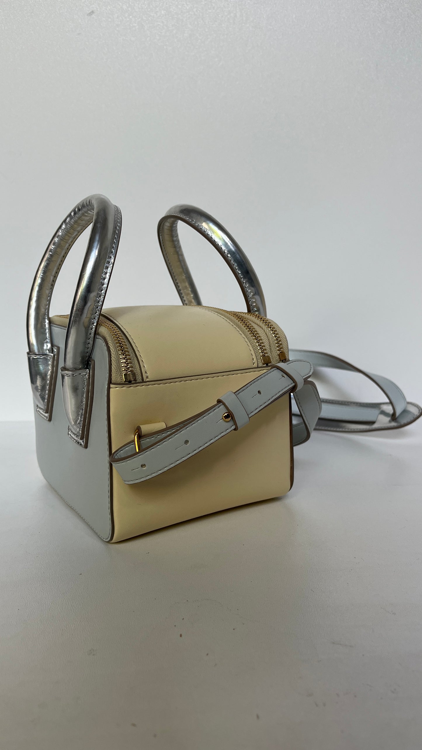 Stella McCartney "Linda" camera bag