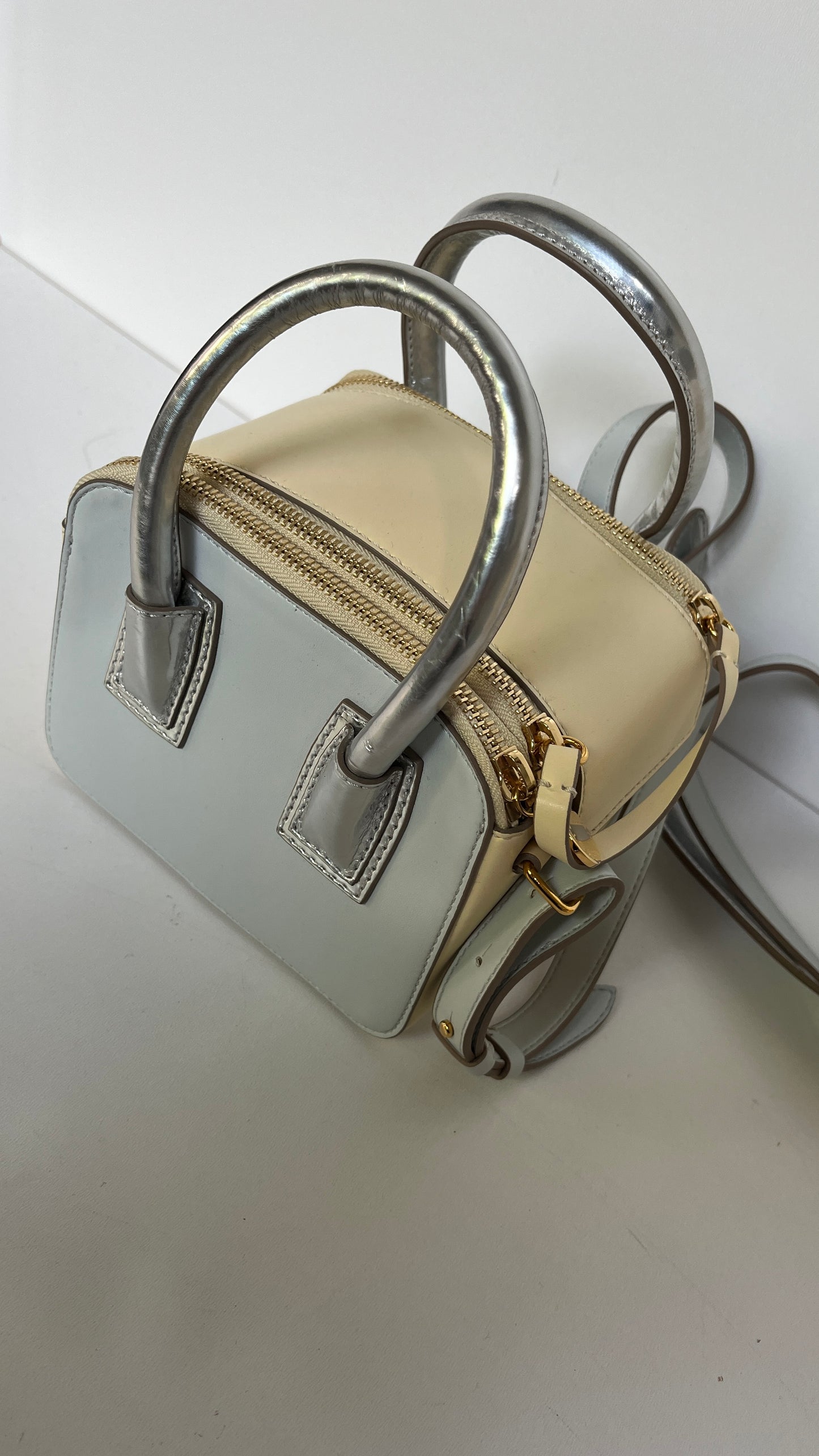 Stella McCartney "Linda" camera bag