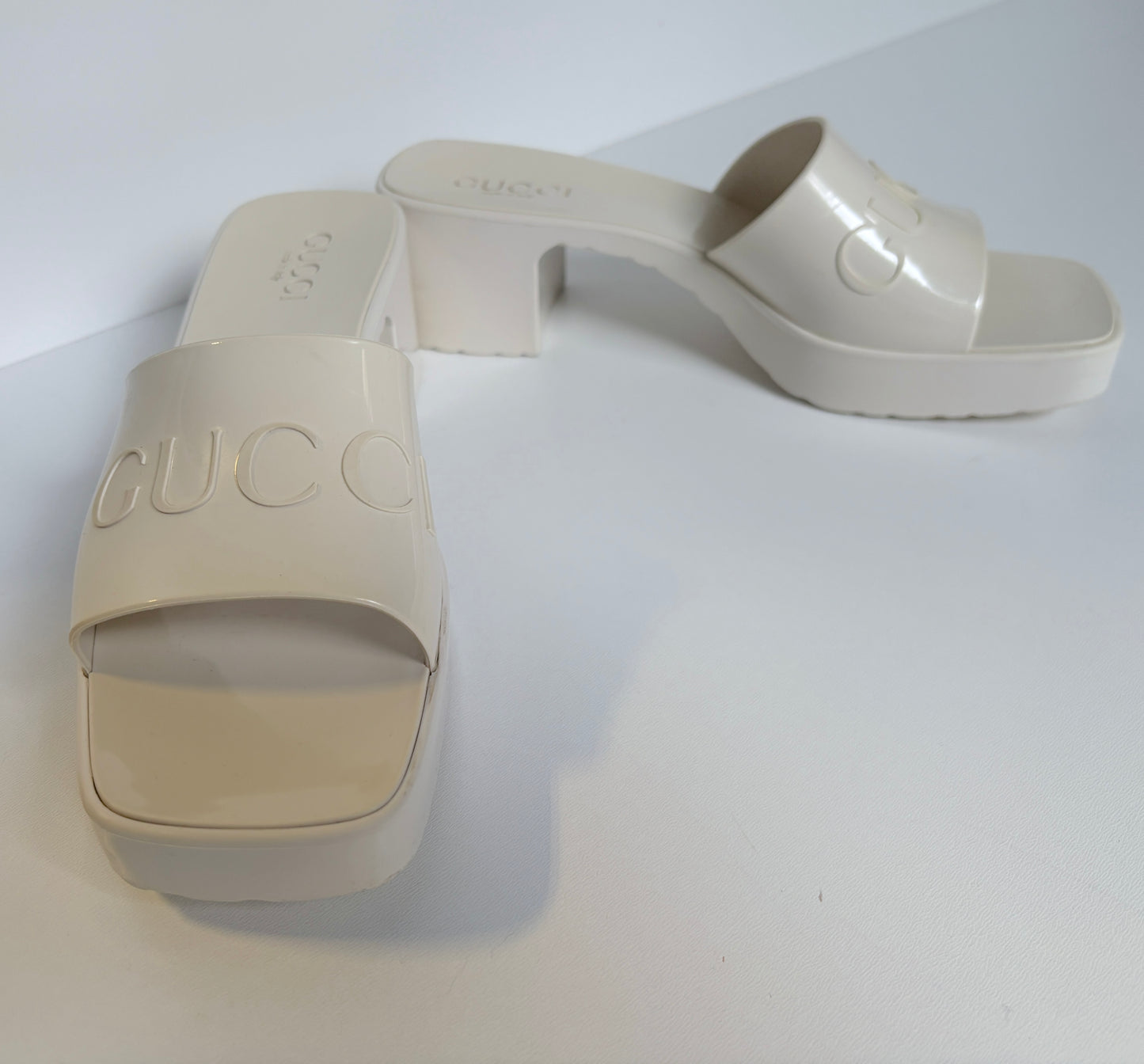 Gucci sandals