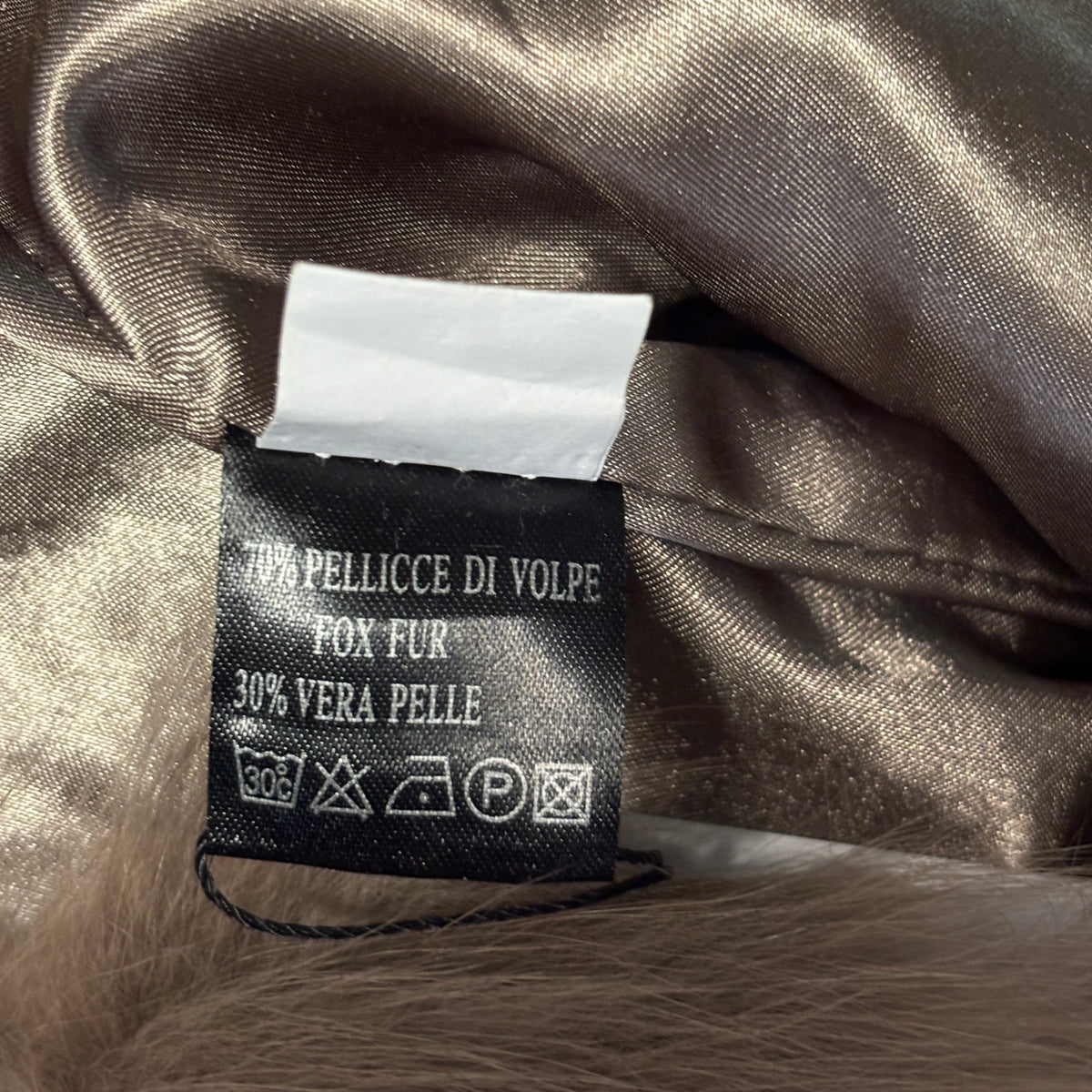 Oupai Moda fox fur gilet