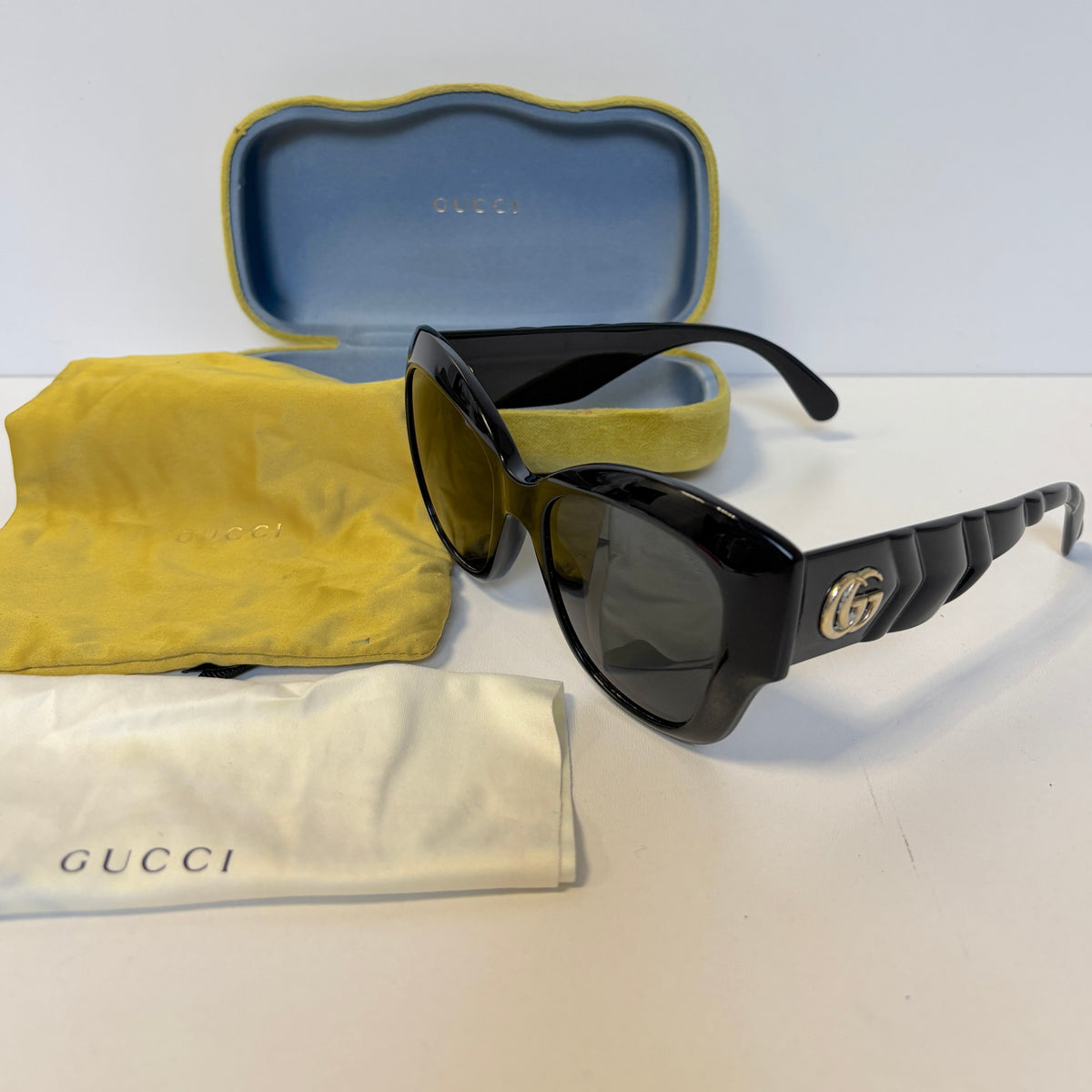 Gucci sunglasses