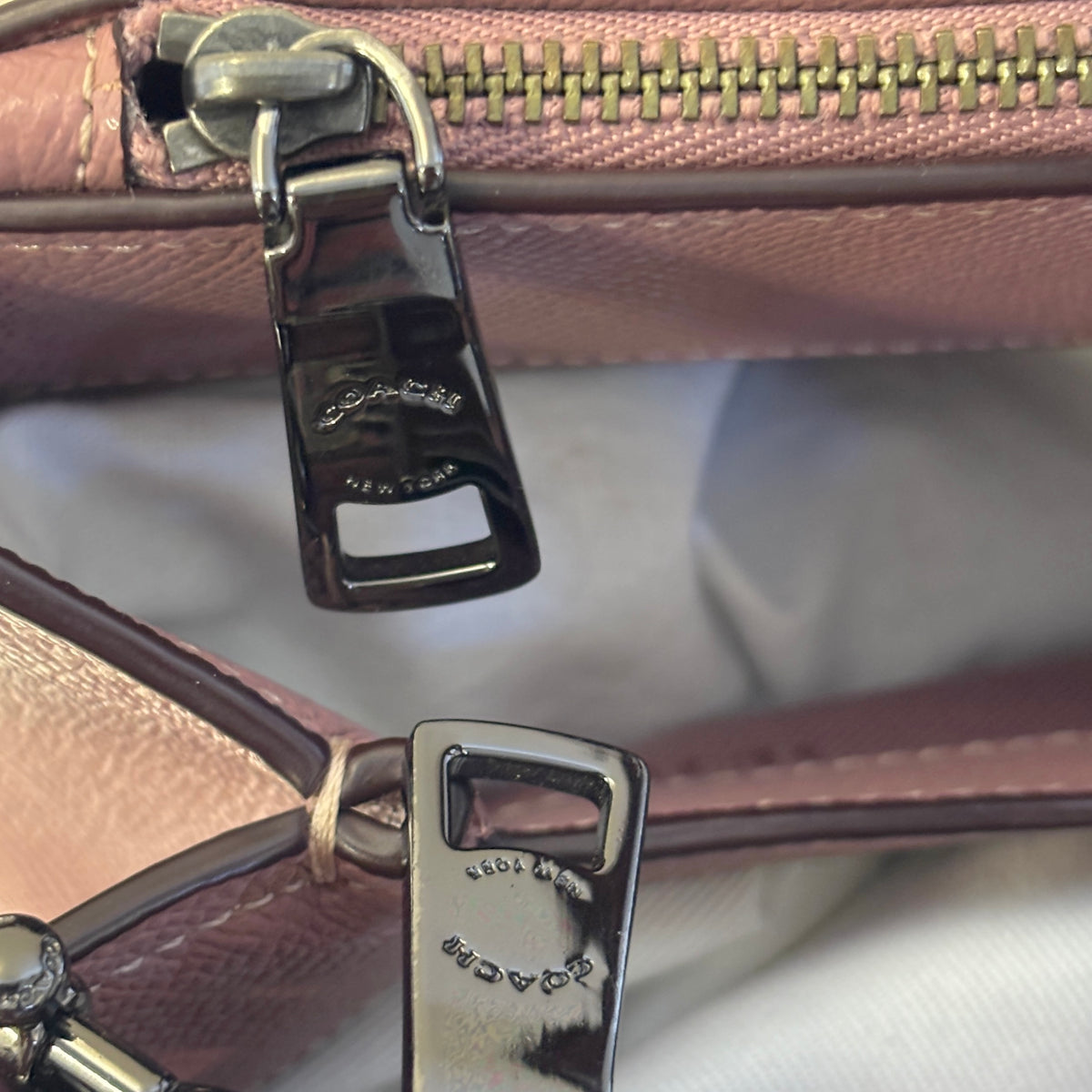 Coach shoulder bag