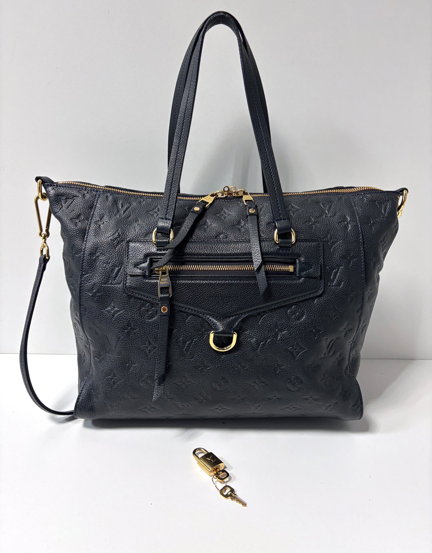 Louis Vuitton "Lumineuse"