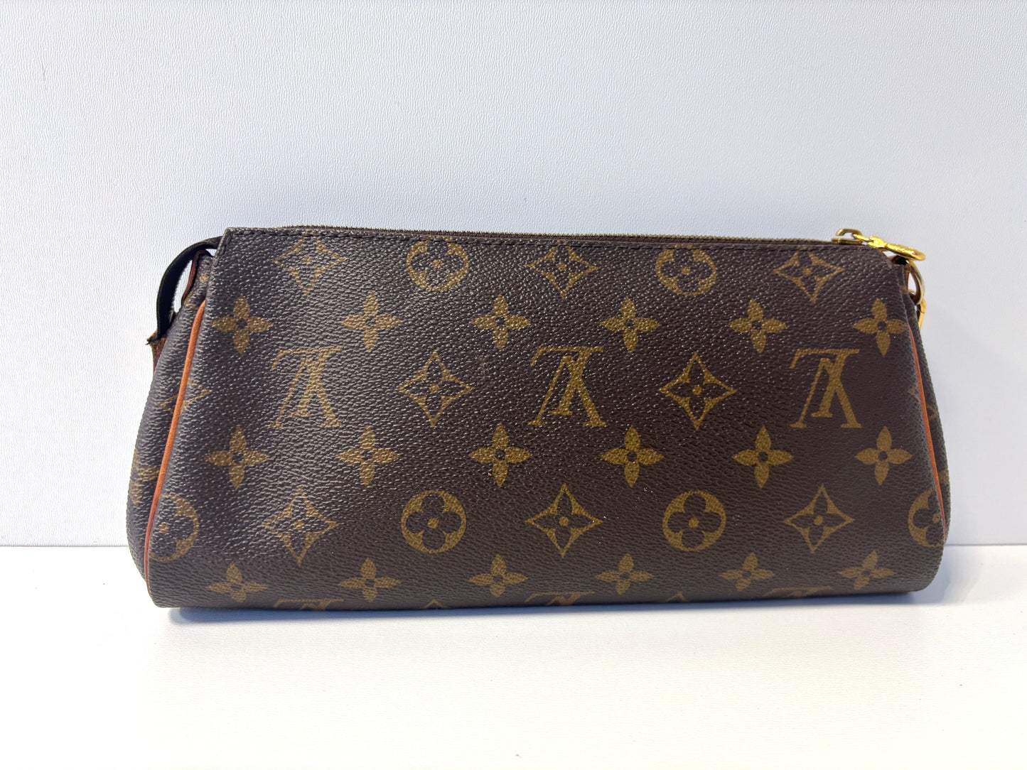 Louis Vuitton "Eva" Pochette