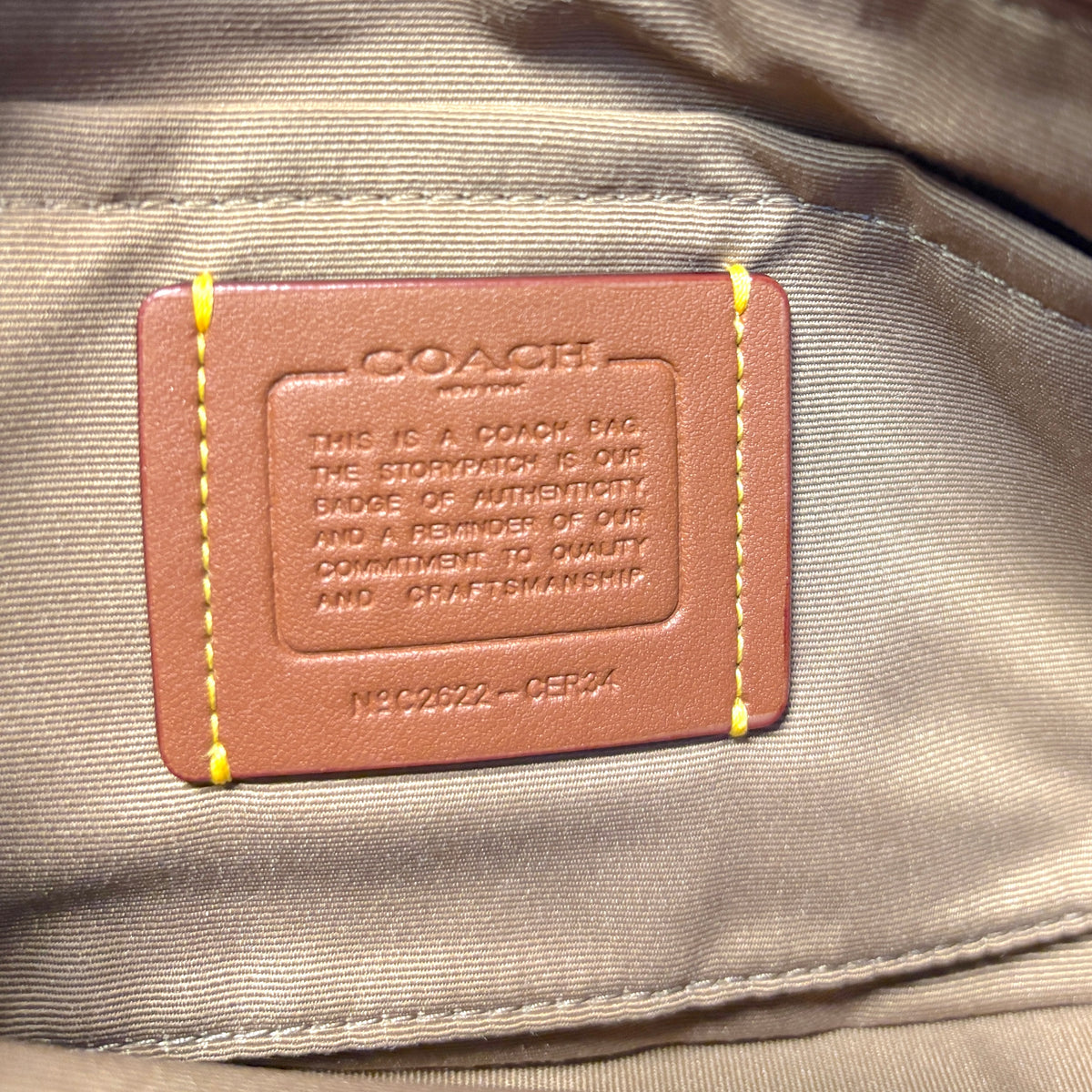 Coach "Teri Raffia"