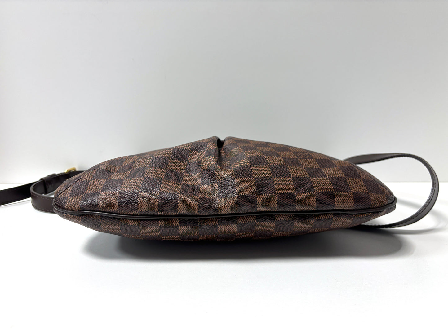 Louis Vuitton "Damier Ebene Bloomsbury"