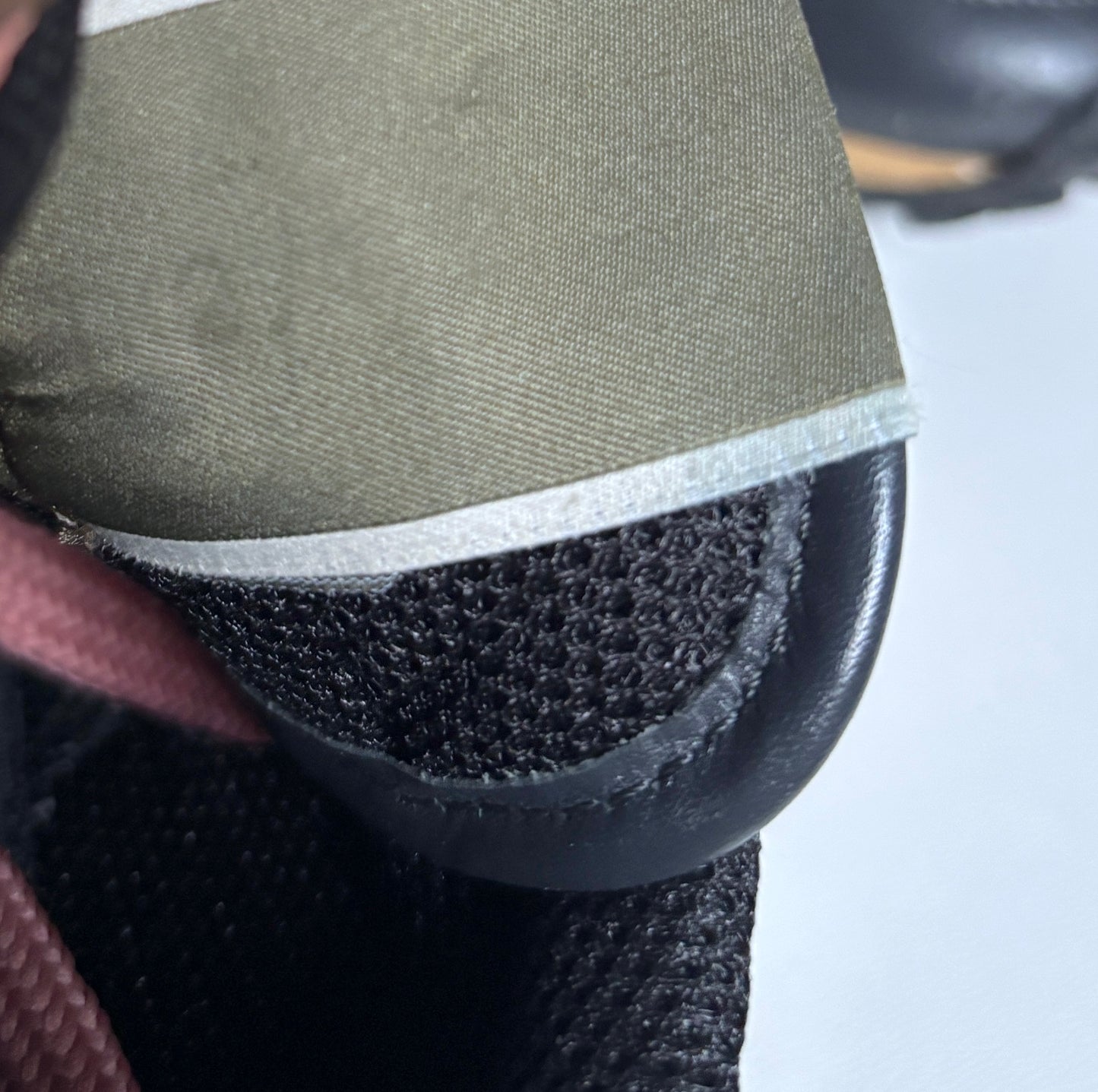 Valentino Garavani "Rockrunner"