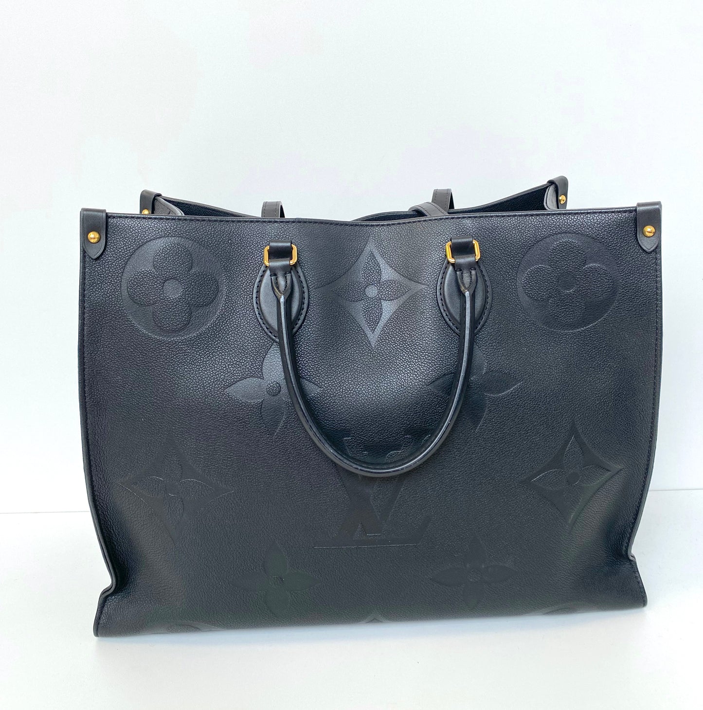Louis Vuitton "On the Go" shopper