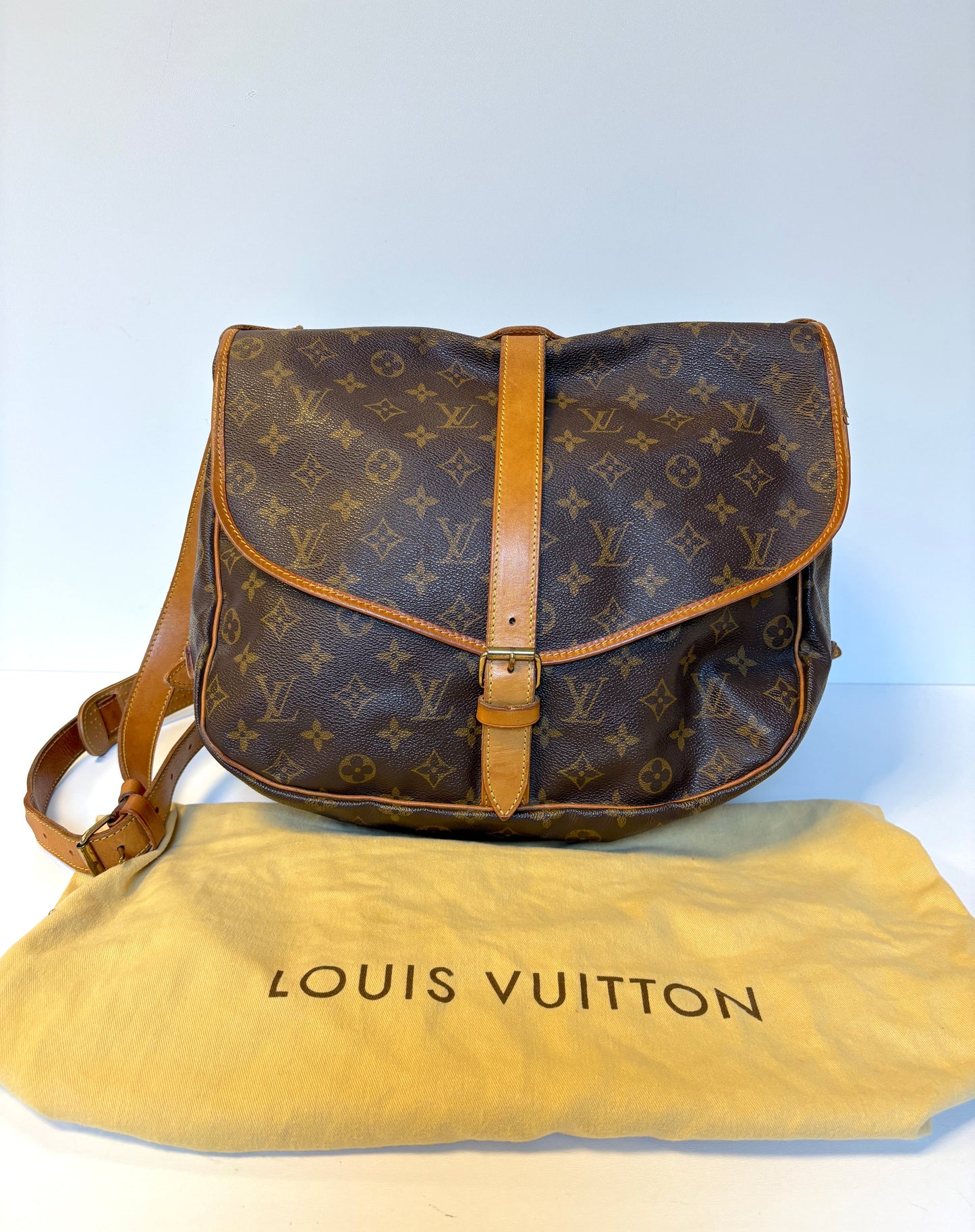 Louis Vuitton "Saumur" bag