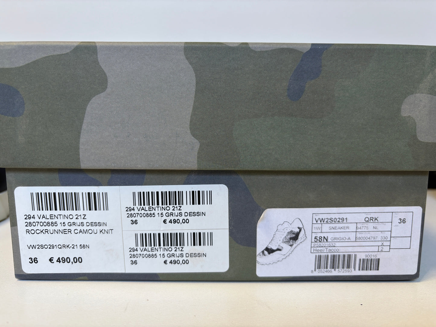 Valentino Garavani "Rockrunner"