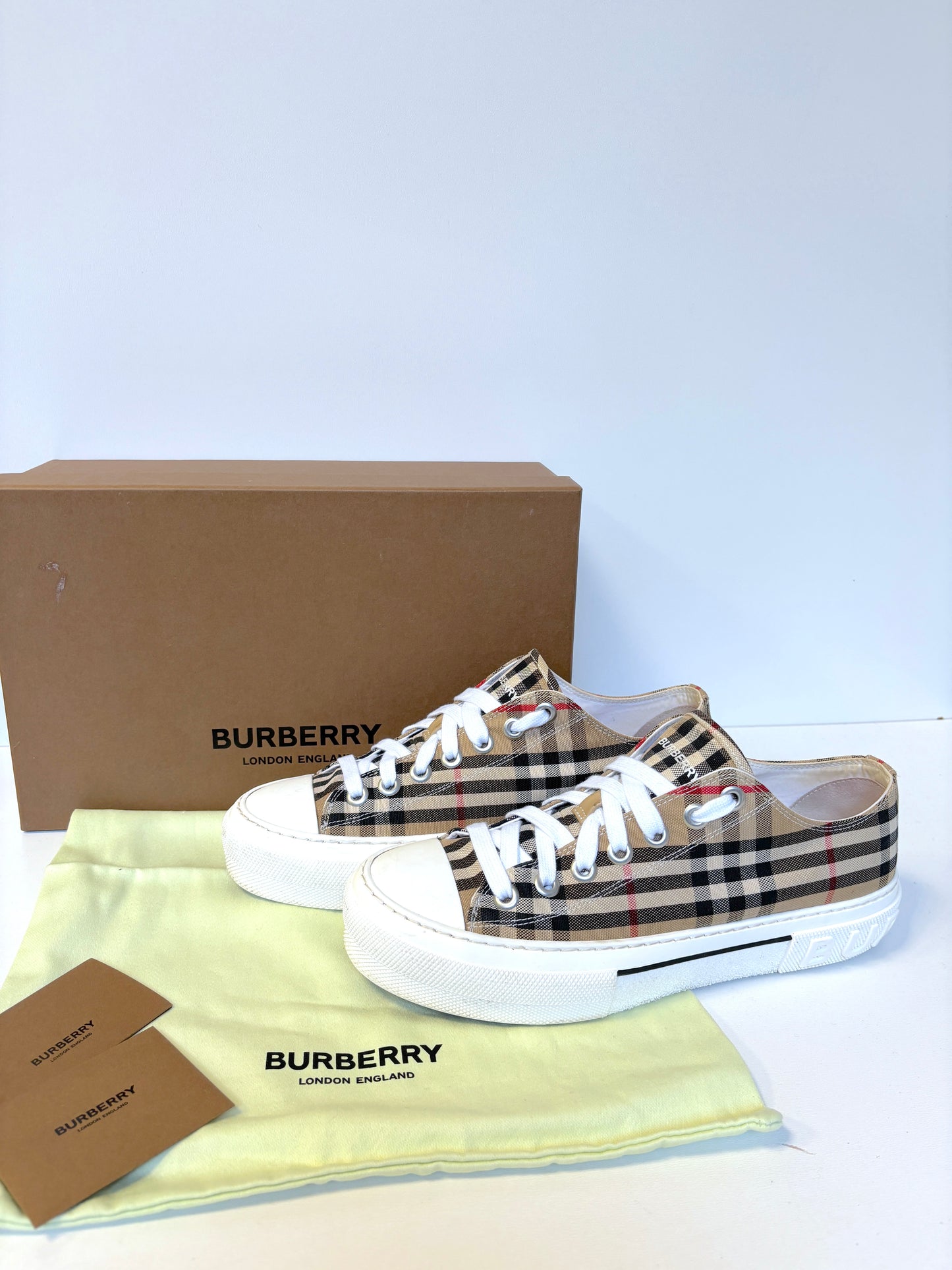 Burberry "Jack" sneakers