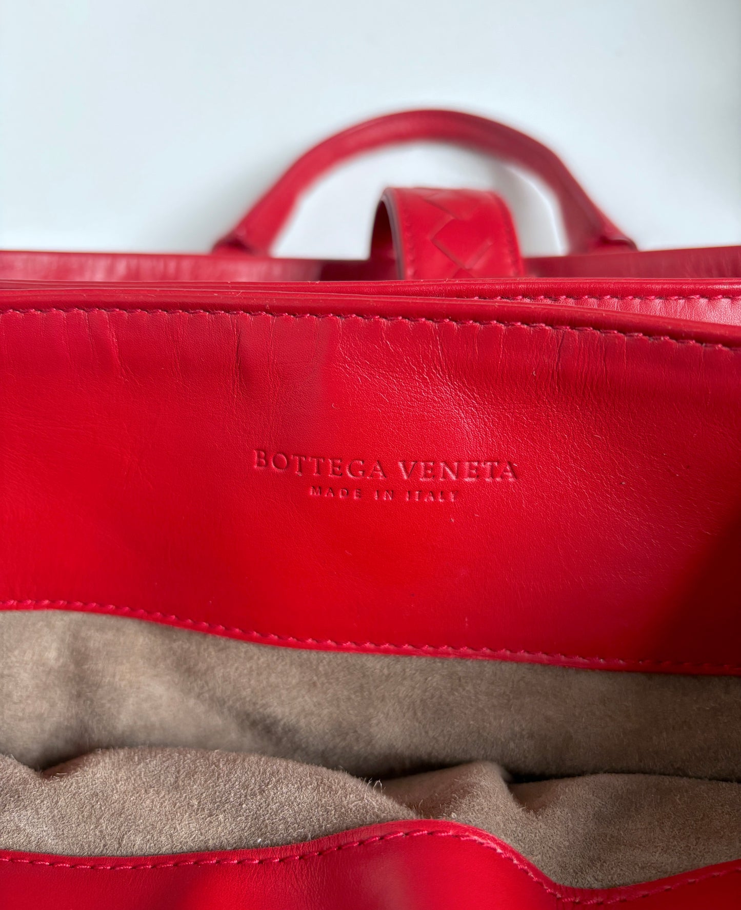 Bottega Veneta "Roma" shoulder bag.