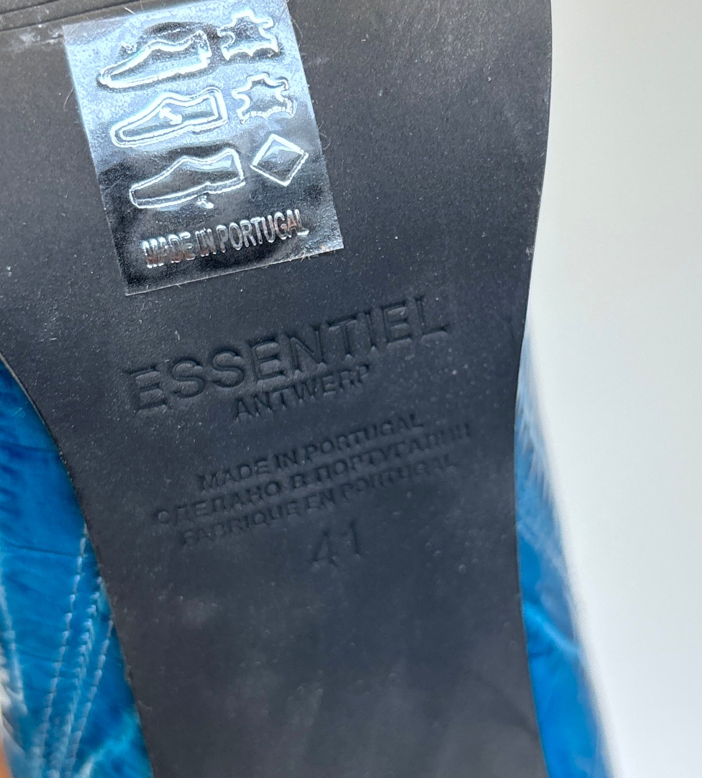 Essentiel high boots