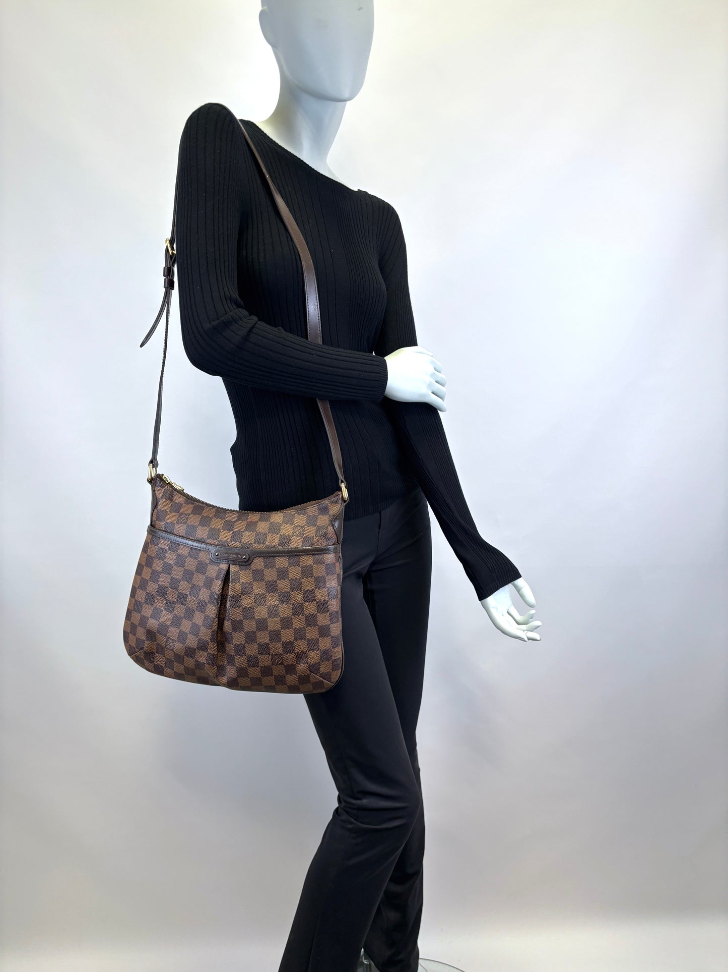 Louis Vuitton "Damier Ebene Bloomsbury"