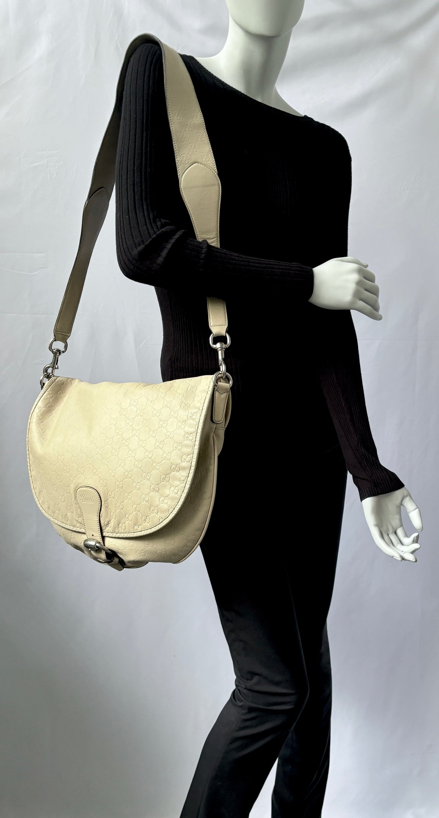 Gucci leather shoulder bag