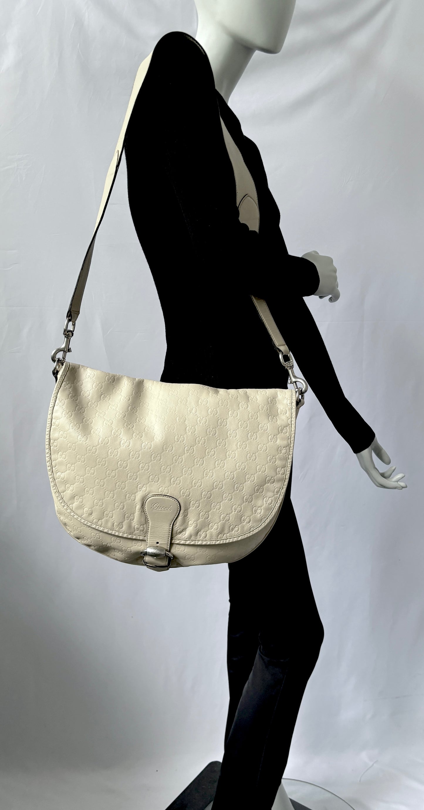 Gucci leather shoulder bag