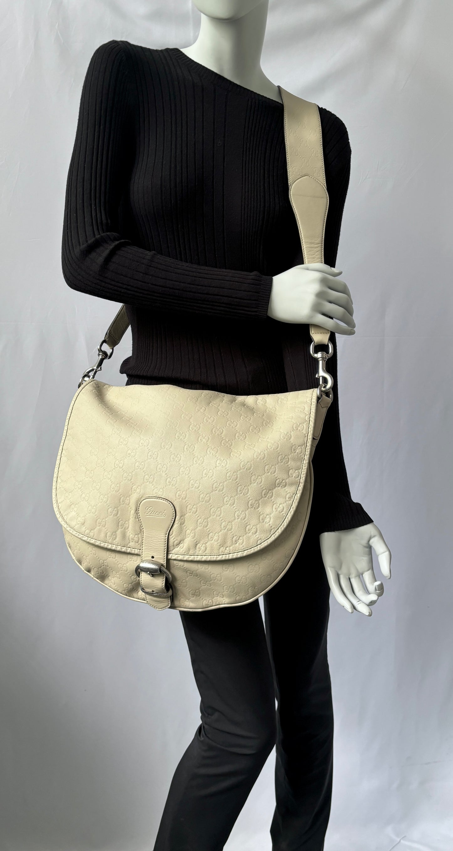 Gucci leather shoulder bag