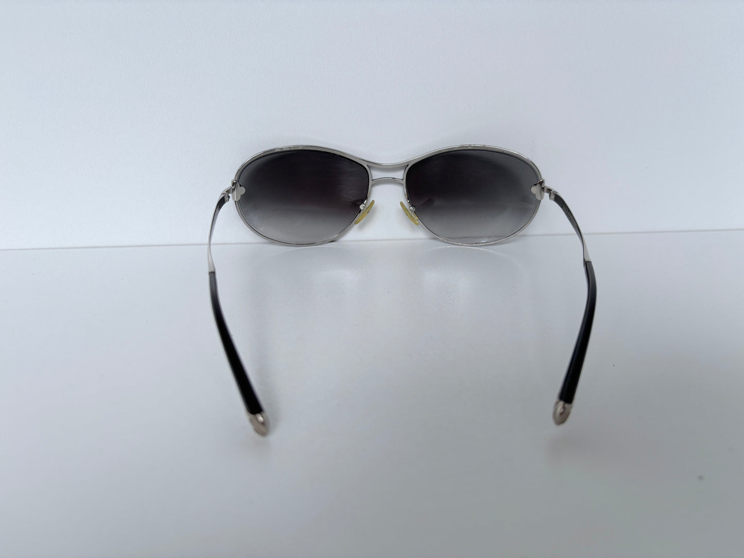 Louis Vuitton aviator sunglasses