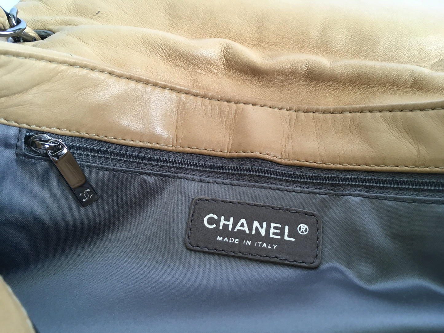 Chanel shoulder bag