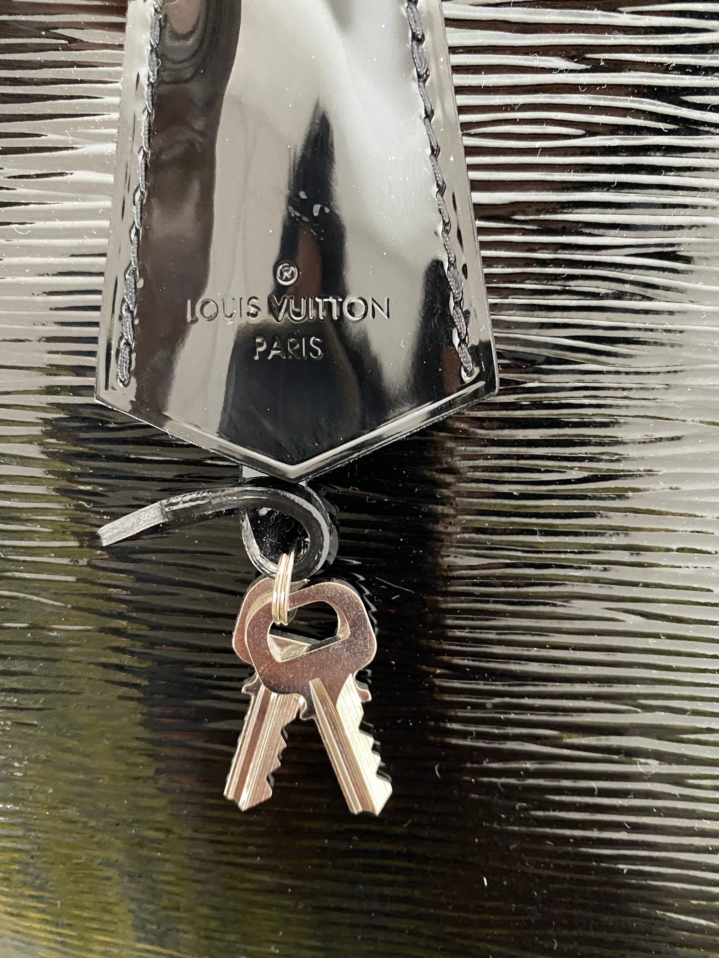 Louis Vuitton "Epi Pont Neuf" handbag