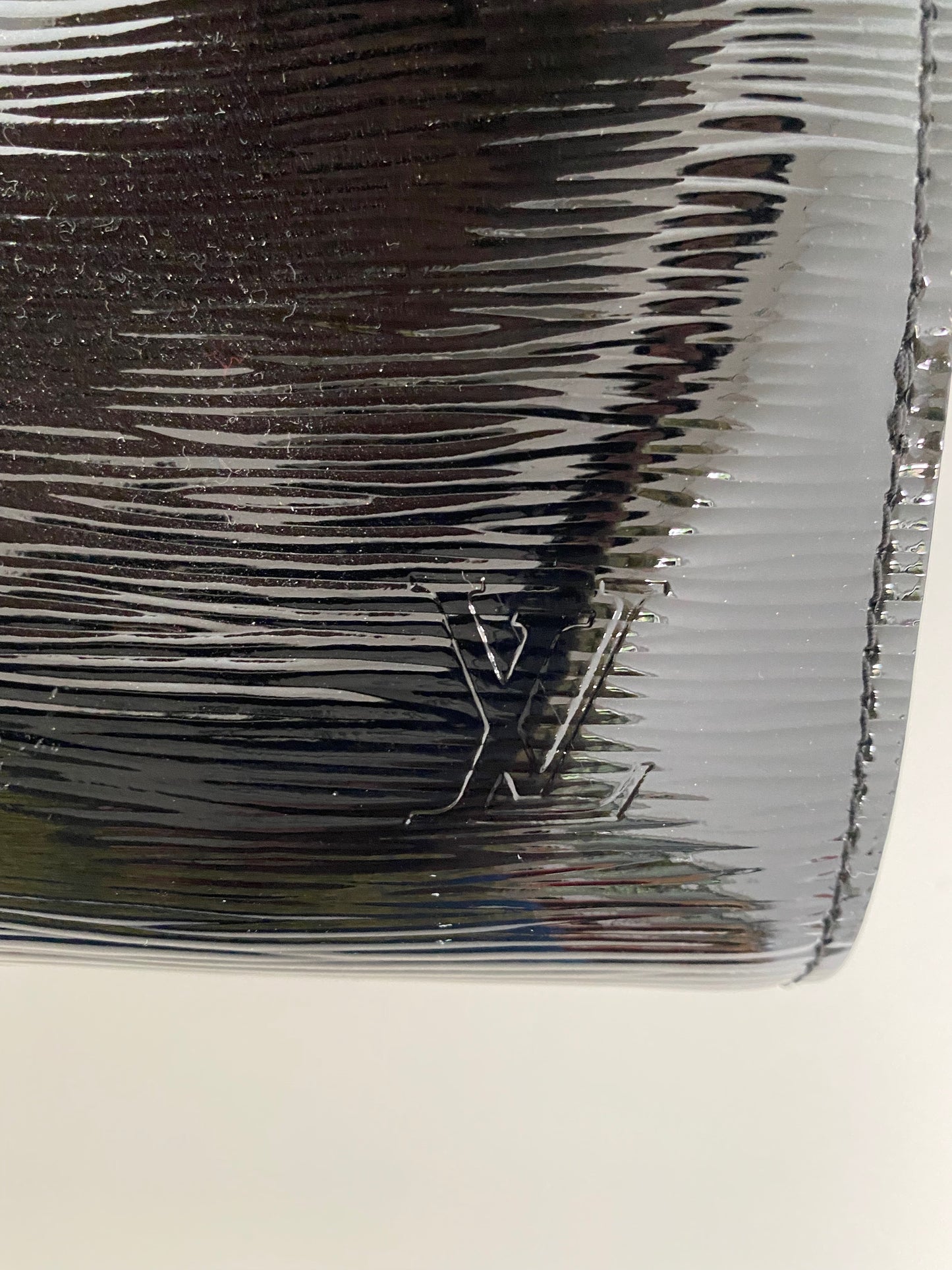 Louis Vuitton "Epi Pont Neuf" handbag