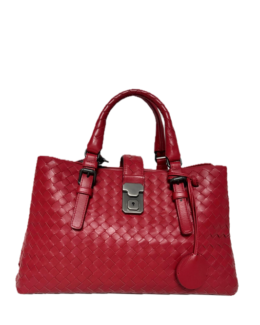 Bottega Veneta "Roma" shoulder bag.