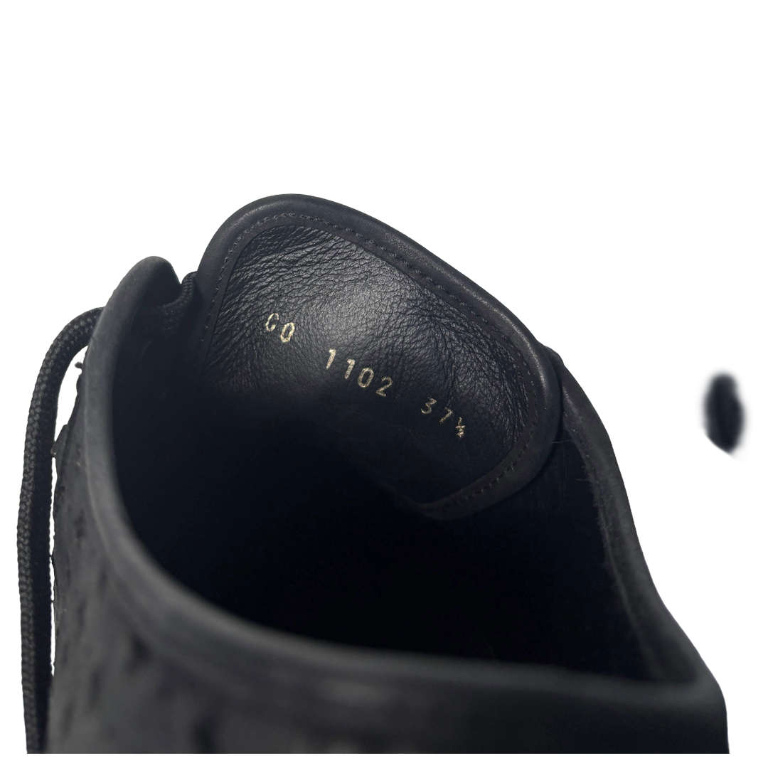 Louis Vuitton low top sneakers