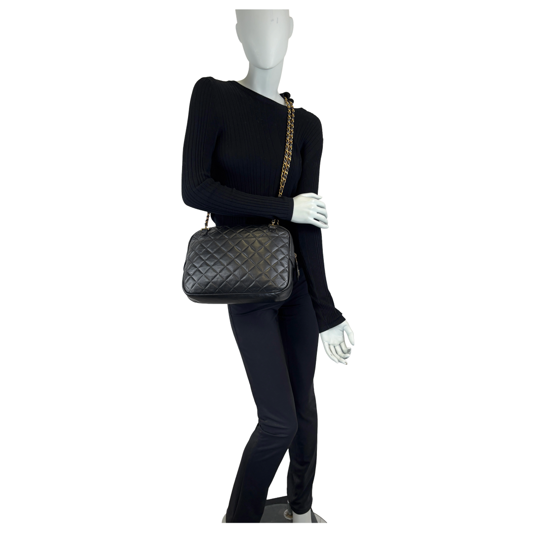 Chanel Vintage quilted camera bag
