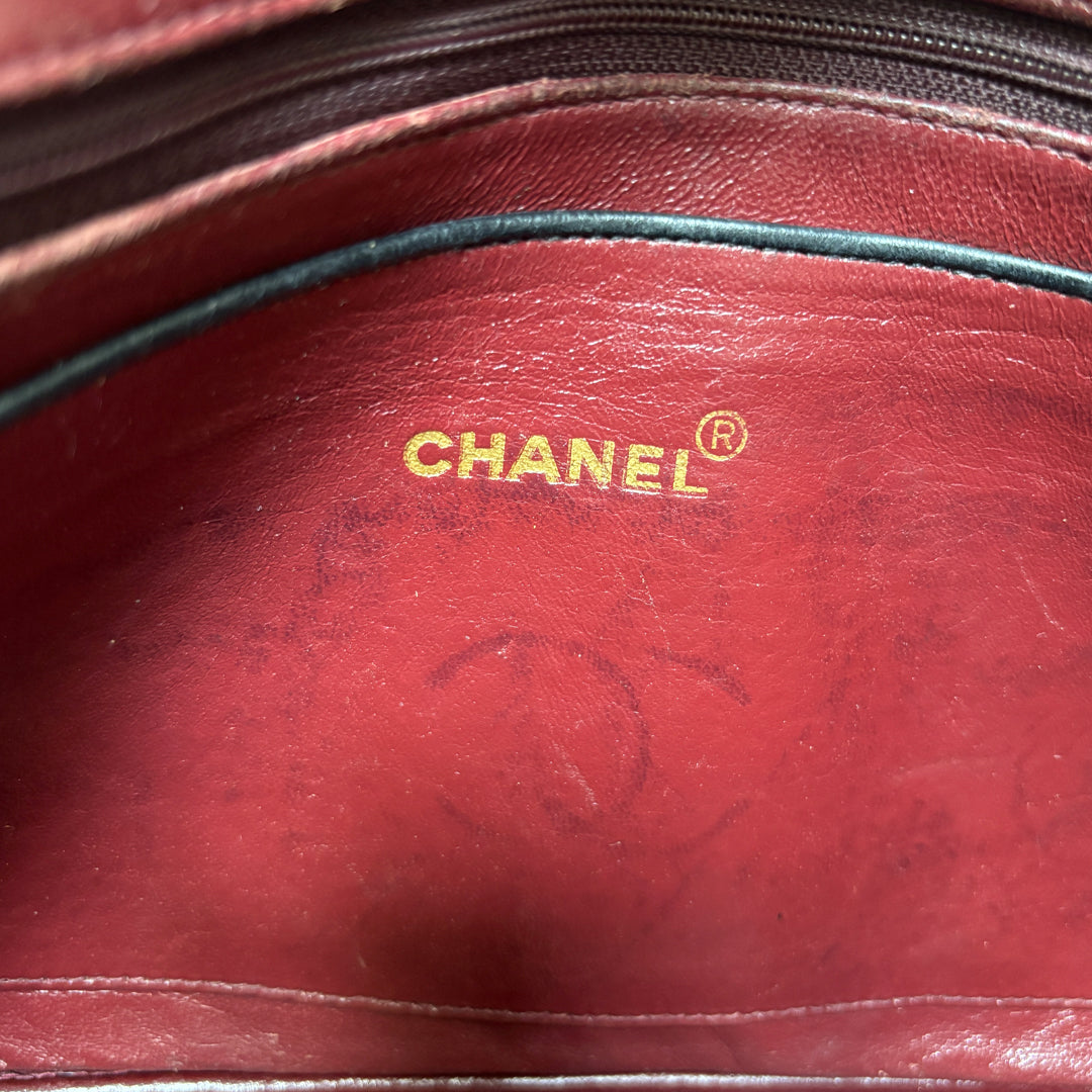 Chanel Vintage quilted camera bag