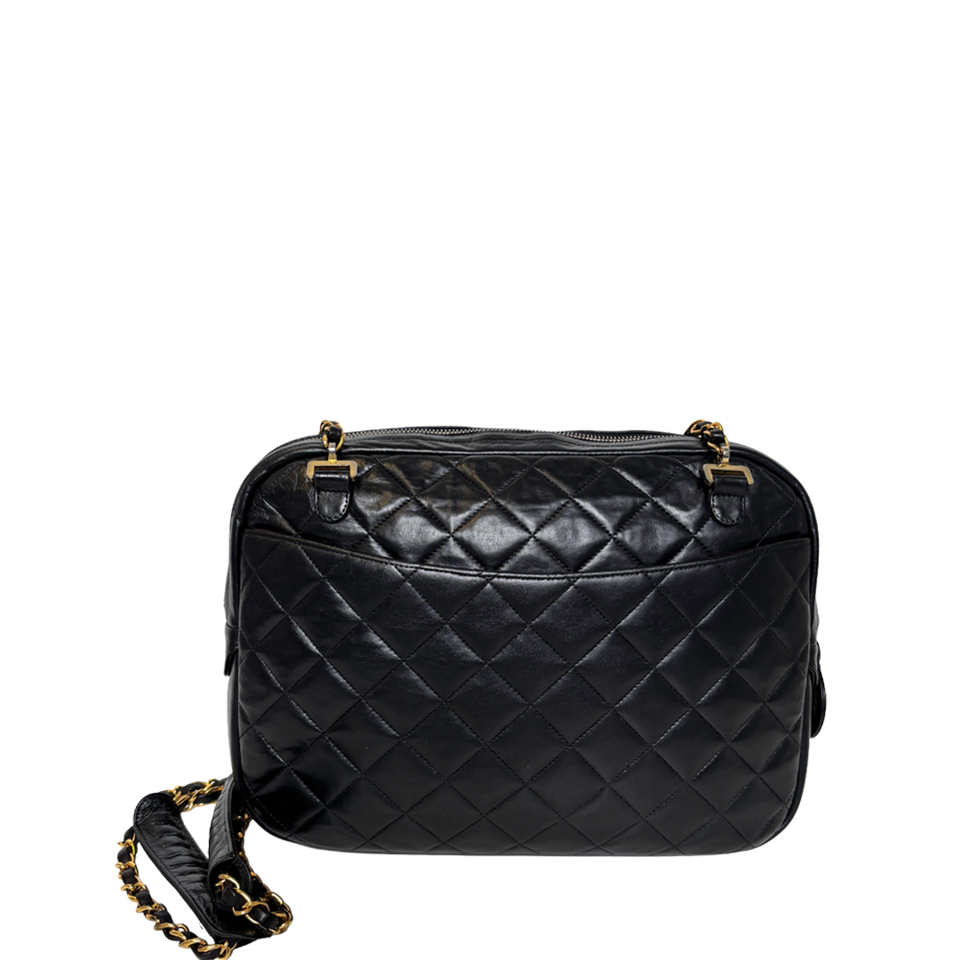Chanel Vintage quilted camera bag